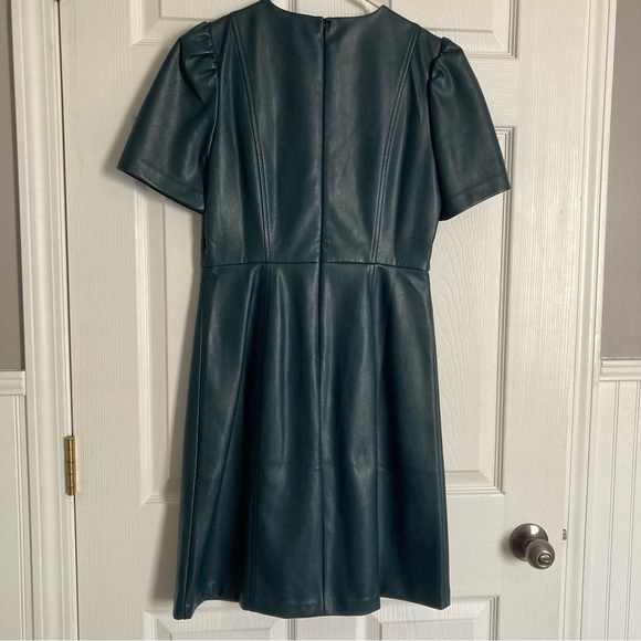 Ann Taylor Green Faux Leather Short Sleeve Dress Fall Christmas Holiday Size 4 - Picture 8 of 16